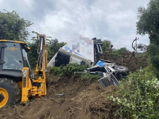 νταλίκα τροχαίο