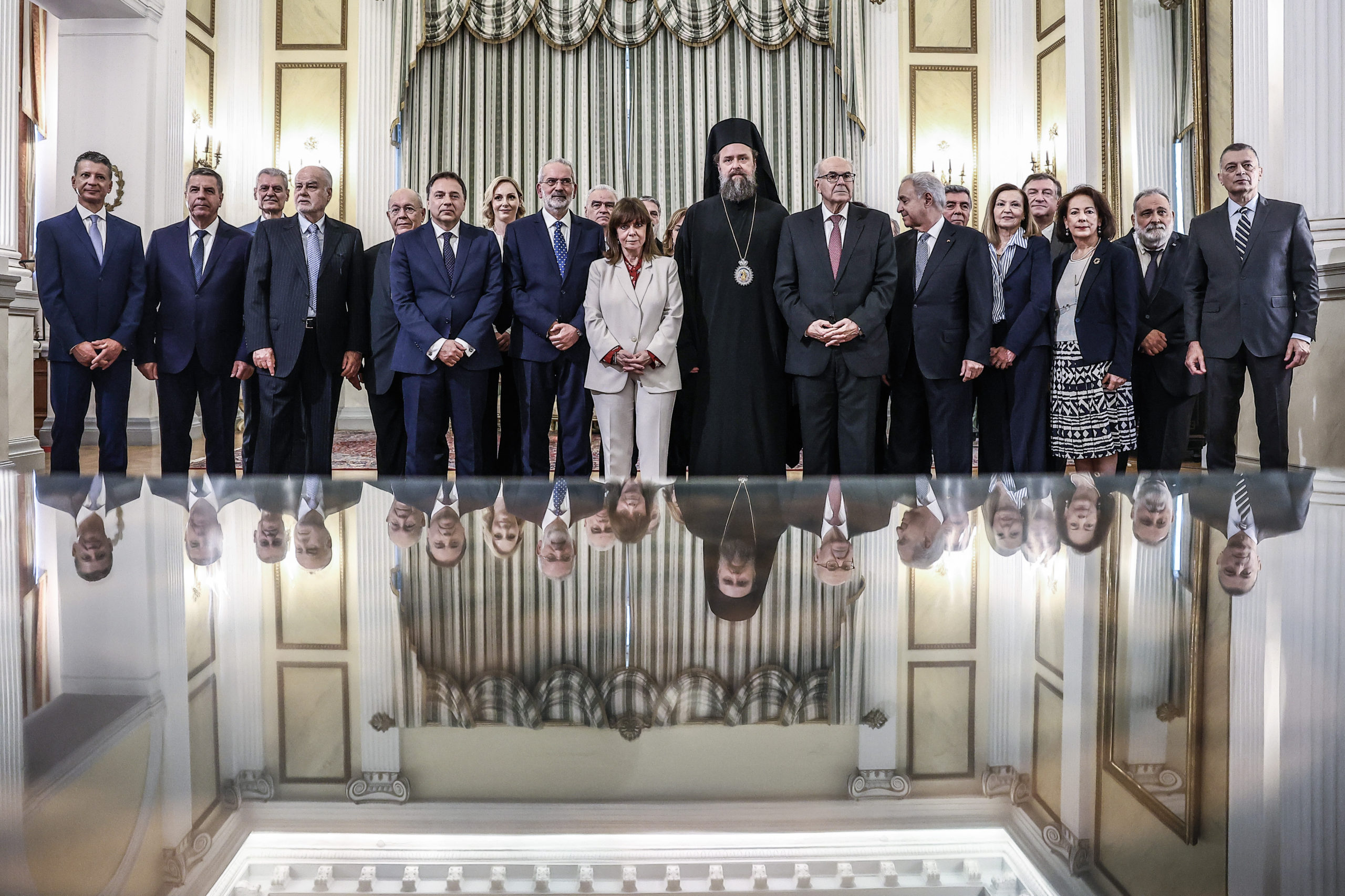 Εκλογές 2023: Παρασκήνιο και παραλειπόμενα από την ορκωμοσία της υπηρεσιακής κυβέρνησης