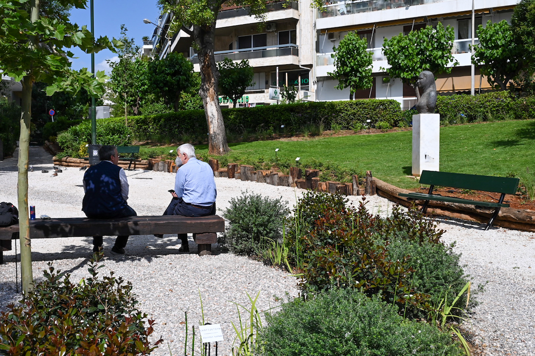 Δήμος Αθηναίων πλατεία «Σοφία Βέμπο»