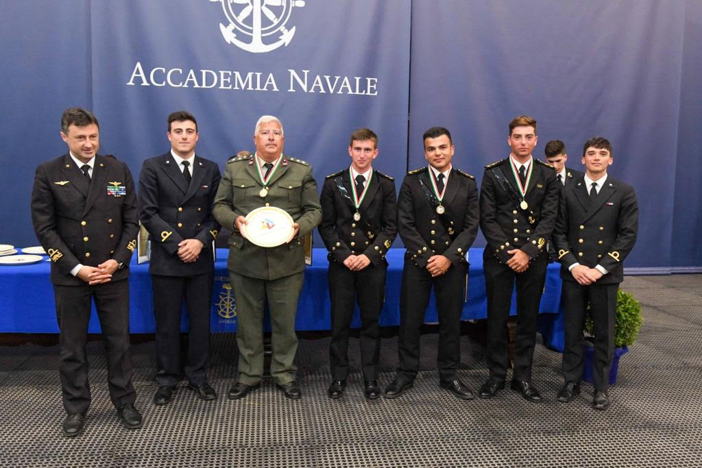 «Χρυσό» το Πολεμικό Ναυτικό στην Ρεγκάτα Ναυτικών Ακαδημιών, στην Ιταλία – ΦΩΤΟ