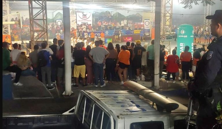 Τραγωδία στο Ελ Σαλβαδόρ: Οπαδοί ποδοπατήθηκαν σε γήπεδο – Τουλάχιστον 9 νεκροί