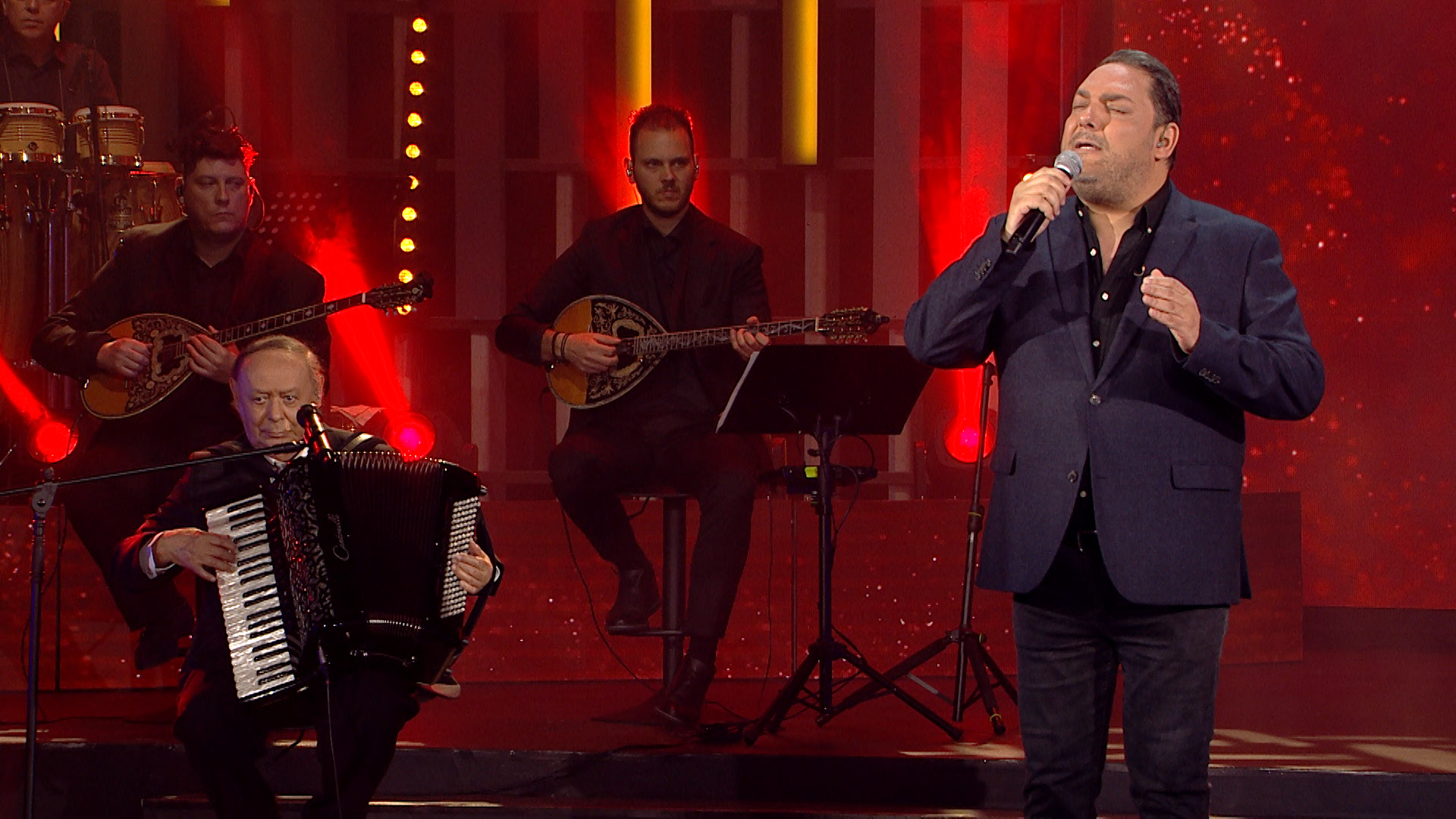 Σπίτι με το MEGA: Η Ρούλα Κορομηλά υποδέχεται τον Τάκη Σούκα