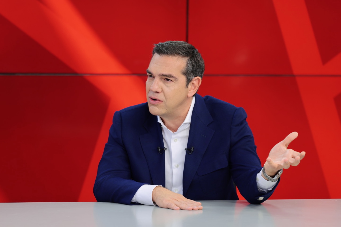 Εκλογές 2023 – Δείτε LIVE την διακαναλική συνέντευξη του Αλέξη Τσίπρα