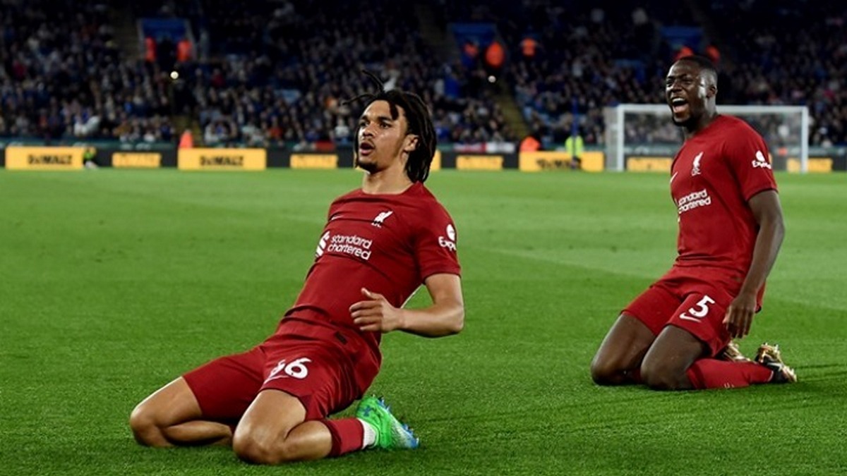 Premier League: Έβδομη συνεχόμενη νίκη για την Λίβερπουλ – Συνεχίζει να κυνηγάει το «σεντόνι»