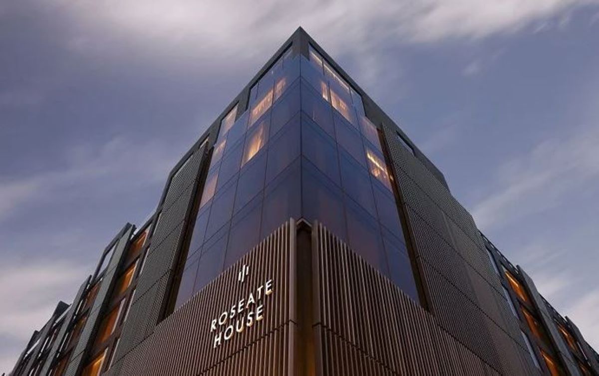 Έκλεισε δωμάτιο σε ξενοδοχείο 5 αστέρων για μία νύχτα και έμεινε δωρεάν για 603 μέρες