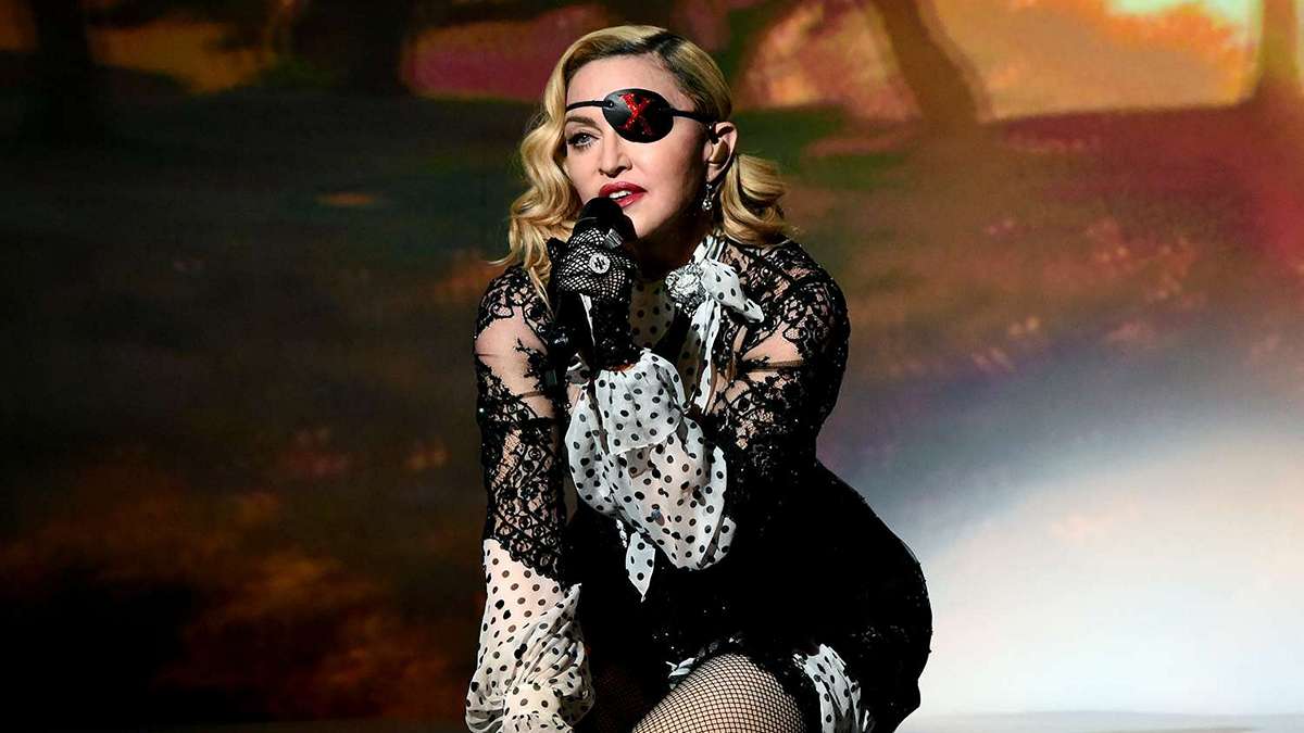 Μαντόνα: Αναβλήθηκε η παγκόσμια περιοδεία της – Τι συνέβη