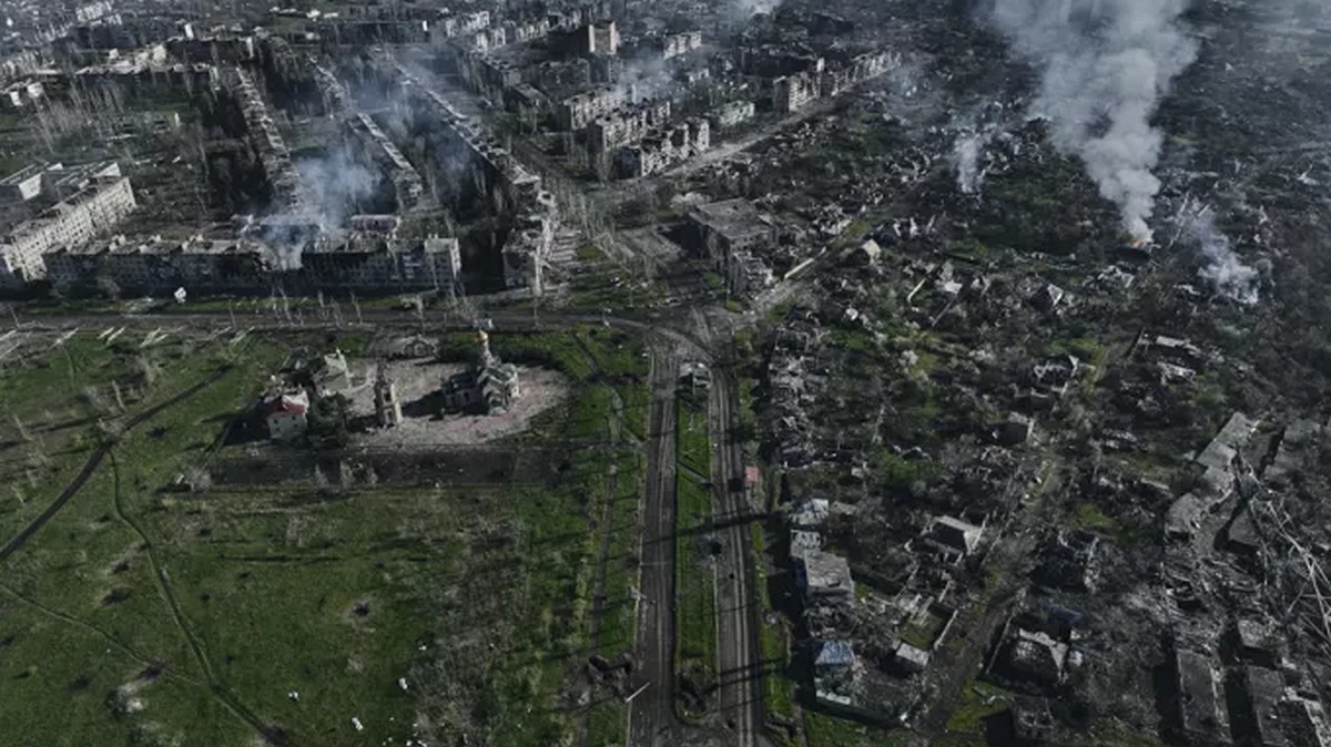 Πόλεμος στην Ουκρανία: Συναγερμός για ρωσικές αεροπορικές επιδρομές σε όλη τη χώρα