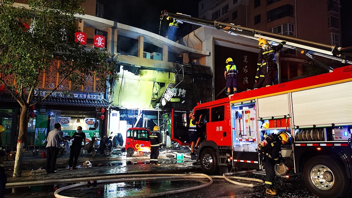 Κίνα: Τέσσερις συλλήψεις μετά την πολύνεκρη έκρηξη σε εστιατόριο