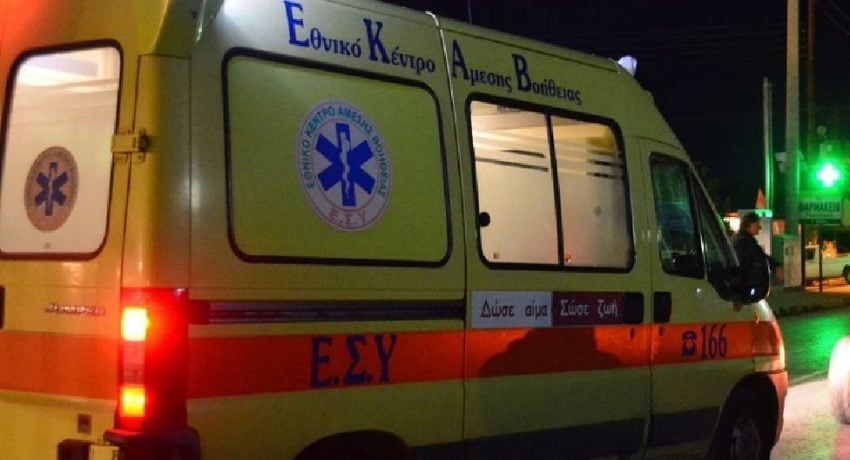 Θεσσαλονίκη: Στο νοσοκομείο 24χρονος στρατιώτης – Η μηχανή που οδηγούσε συγκρούστηκε με βαν