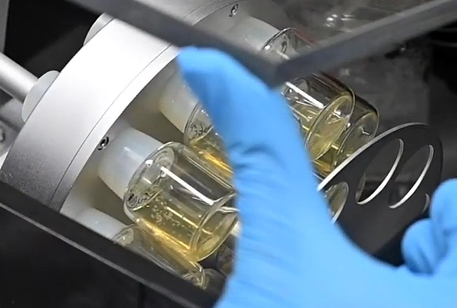 The Guardian: Επιστήμονες δημιούργησαν «συνθετικά ανθρώπινα έμβρυα» – Σοβαρά ηθικά και νομικά ζητήματα