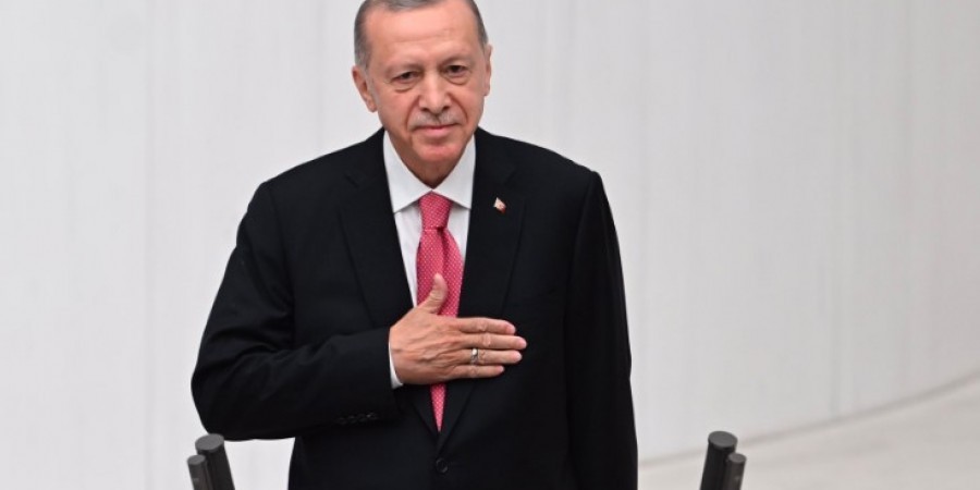 Ερντογάν: Γαλάζια Πατρίδα και τροποποίηση του Συντάγματος στην πρώτη του ομιλία μετά τον όρκο