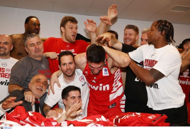 φιέστα ολυμπιακου