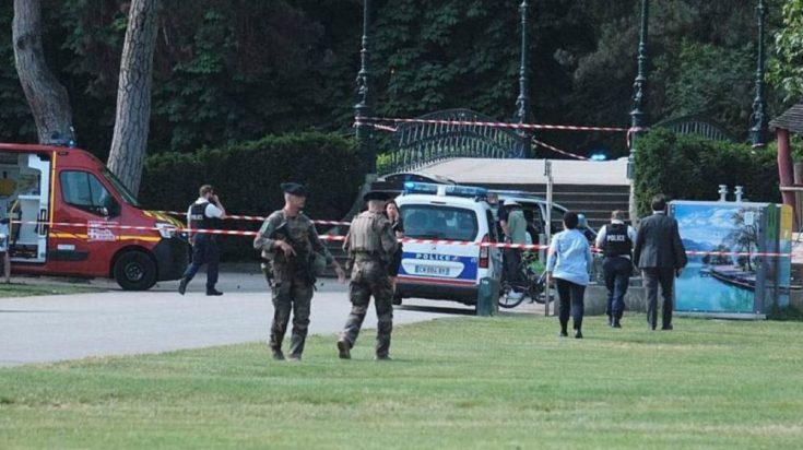 Γαλλία επίθεση με μαχαίρι