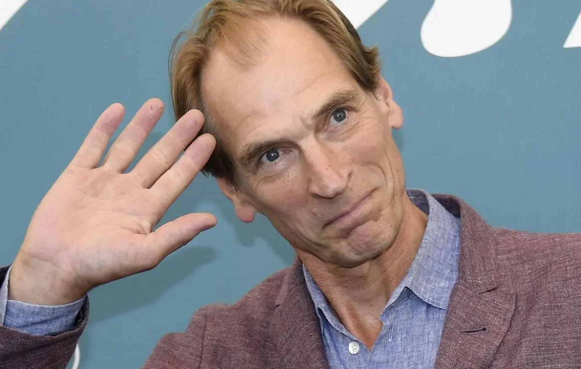 Θρίλερ στην Καλιφόρνια: Εντοπίστηκαν ανθρώπινα λείψανα στην περιοχή που είχε χαθεί ο Τζούλιαν Σαντς