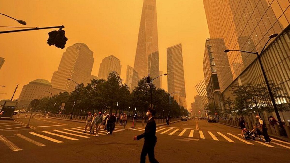 Λευκός Οίκος για φωτιές στον Καναδά: Ανησυχητικό παράδειγμα των συνεπειών της κλιματικής αλλαγής