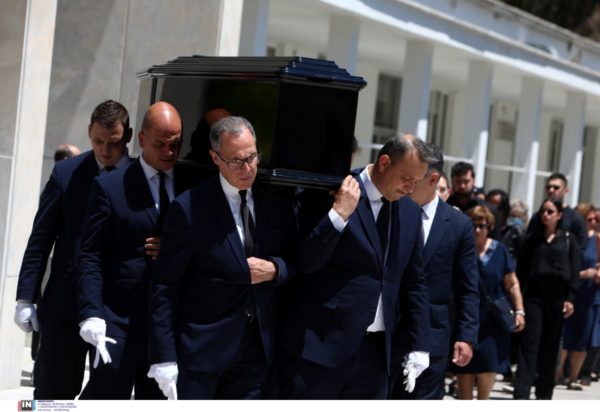 Κηδεία Νόνικα Γαληνέα