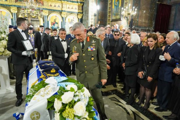 Κηδεία Μιχάλης Κωσταράκος