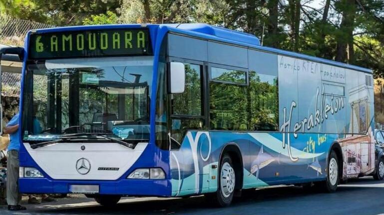 Κρήτη: Πανικός σε λεωφορείο του αστικού ΚΤΕΛ στο Ηράκλειο- «Ακούστηκε κάτι σαν έκρηξη και γέμισε καπνούς»