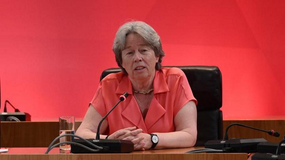 Αντιδράσεις για τις δηλώσεις της Αθηνάς Λινού – «Ο ιδιώτης παιδίατρος είναι τόσο καλός, όσα χρήματα του δίνουμε»