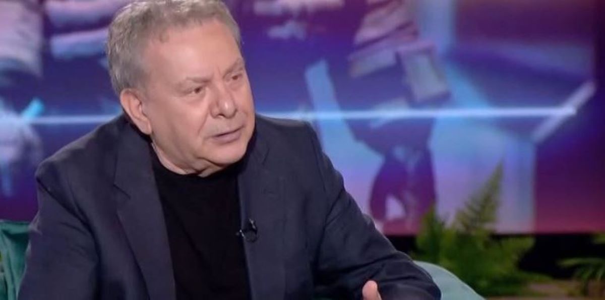 Μανώλης Μητσιάς