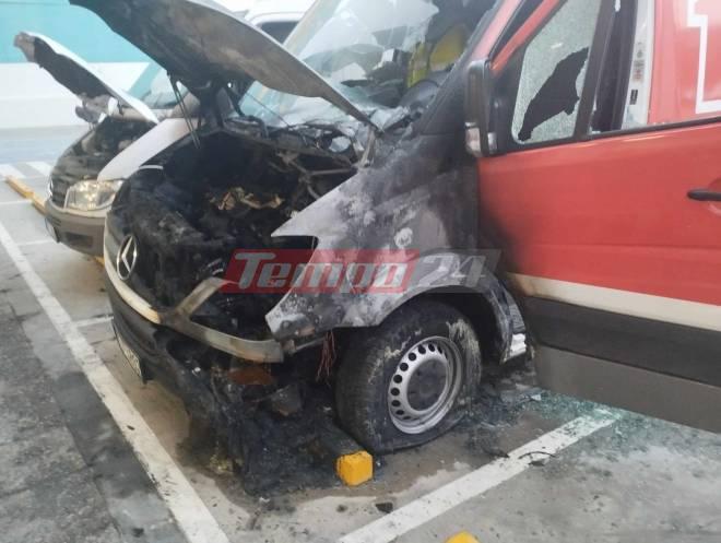 Εμπρηστικές επιθέσεις στην Πάτρα – Άγνωστοι έκαψαν τρία οχήματα εταιρειών – ΦΩΤΟ