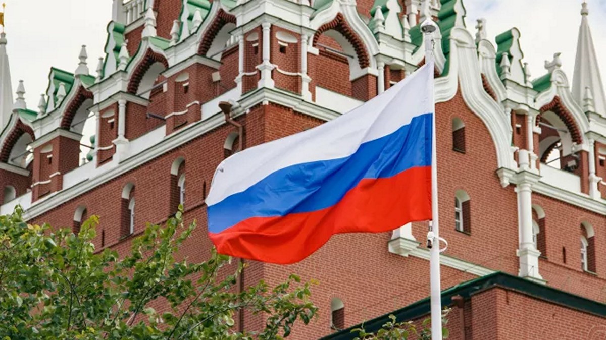 Κρεμλίνο: Θωρακίζει το προφίλ του Πούτιν και την Εθνική Φρουρά στην Μόσχα – Δεν «βλέπει» ειρηνευτικές συνομιλίες με το Κίεβο