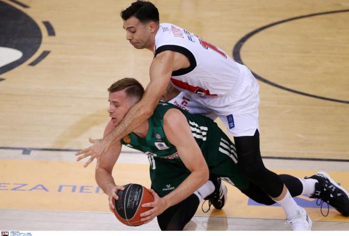 σλούκας αγραβάνης