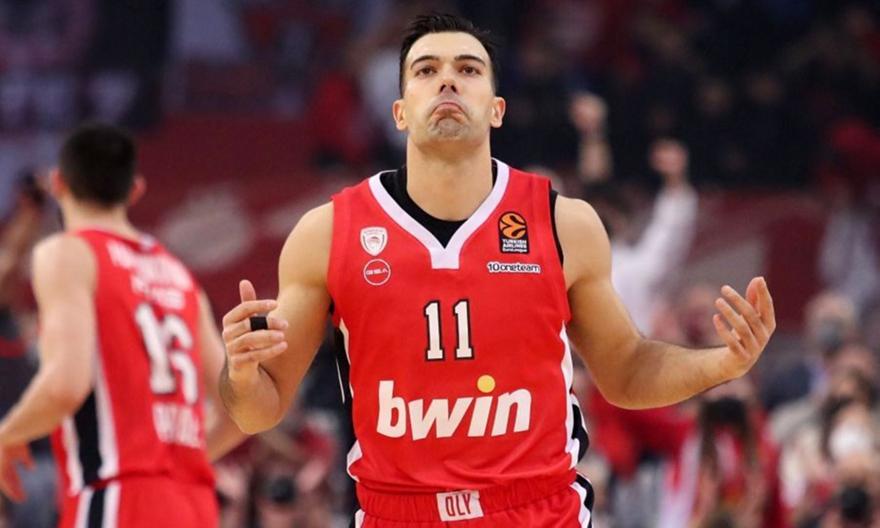 κώστας σλούκας