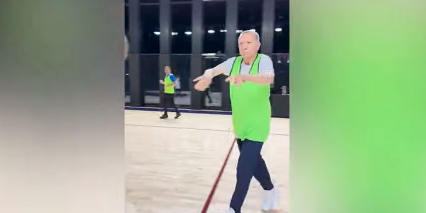 Ταγίπ Ερντογάν μπάσκετ