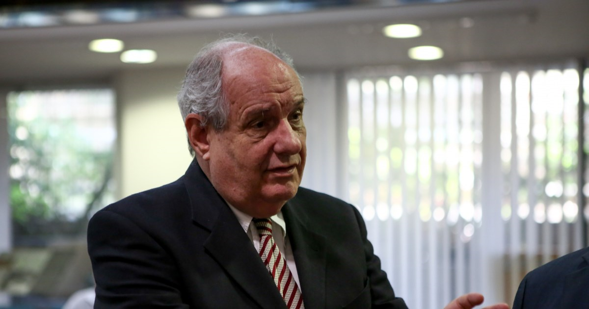 Τέρενς Κουίκ