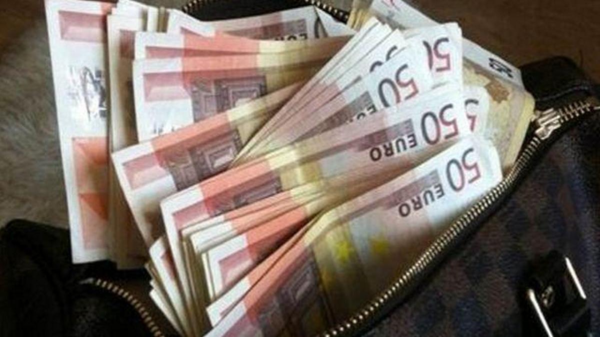 «Γέμισαν» το κέντρο της Αθήνας με πλαστά χαρτονομίσματα – Συνελήφθησαν δύο άτομα