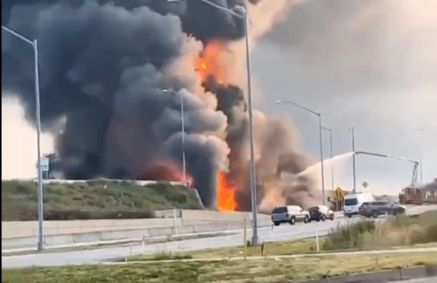 ΗΠΑ Φιλαδέλφεια φωτιά