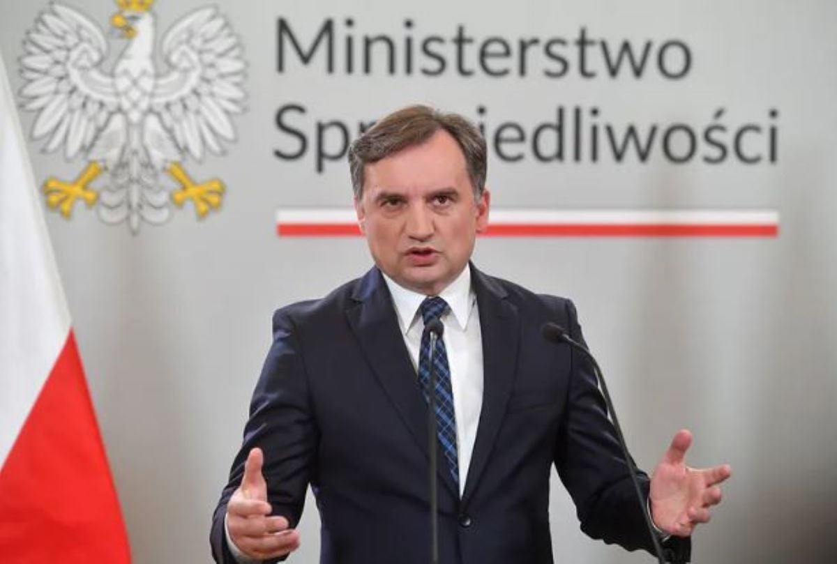 υπουργός Δικαιοσύνης της Πολωνίας, Ζμπίγκνιου Ζιόμπρο