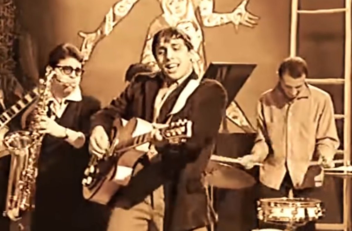 Το χαρούμενο τραγούδι της ημέρας