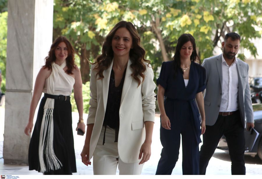 Έφη Αχτσιόγλου