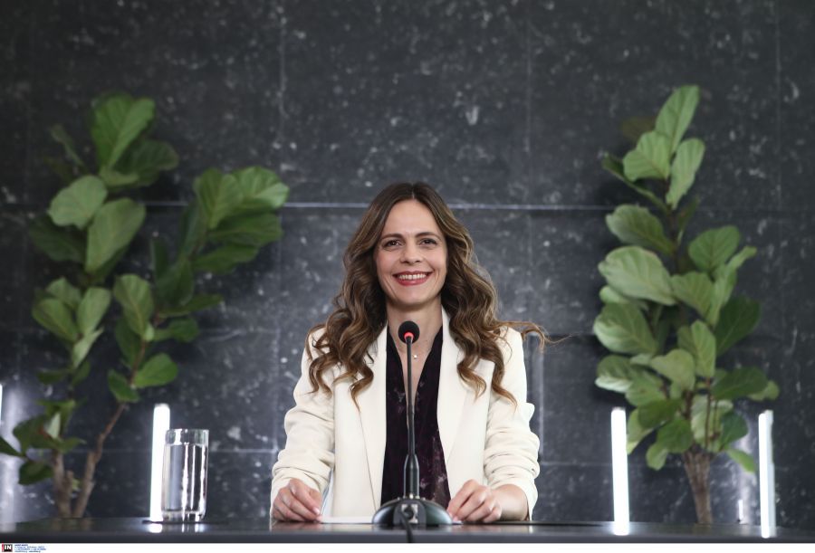 Έφη Αχτσιόγλου