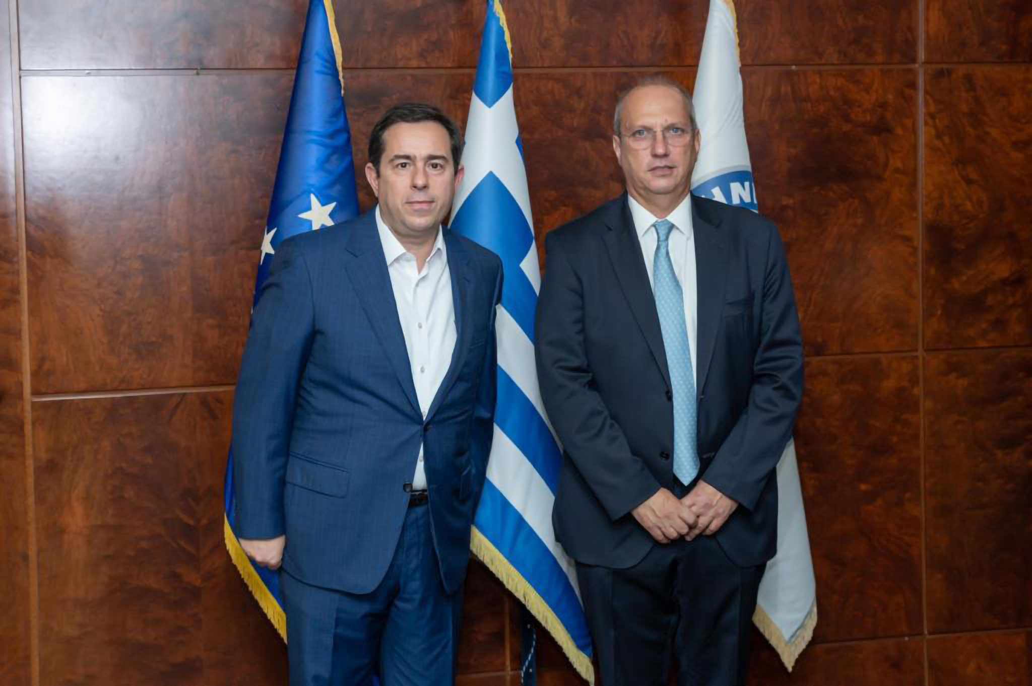 Μηταράκης - Οικονόμου