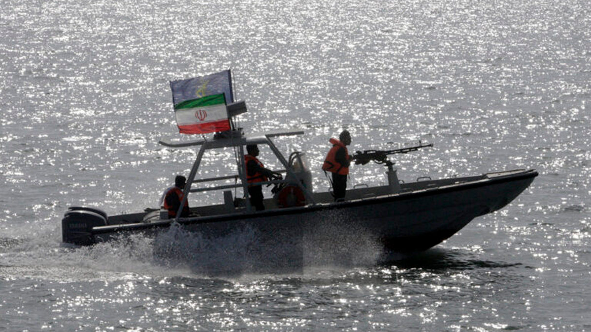 Ιράν: Οι Φρουροί της Επανάστασης ακινητοποιήσαν δεξαμενόπλοιο που μετέφερε 900 τόνους καυσίμου