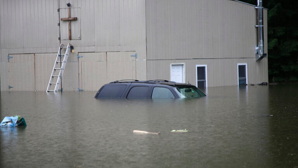 Πρωτοφανείς πλημμύρες πλήττουν τις βορειοανατολικές ΗΠΑ
