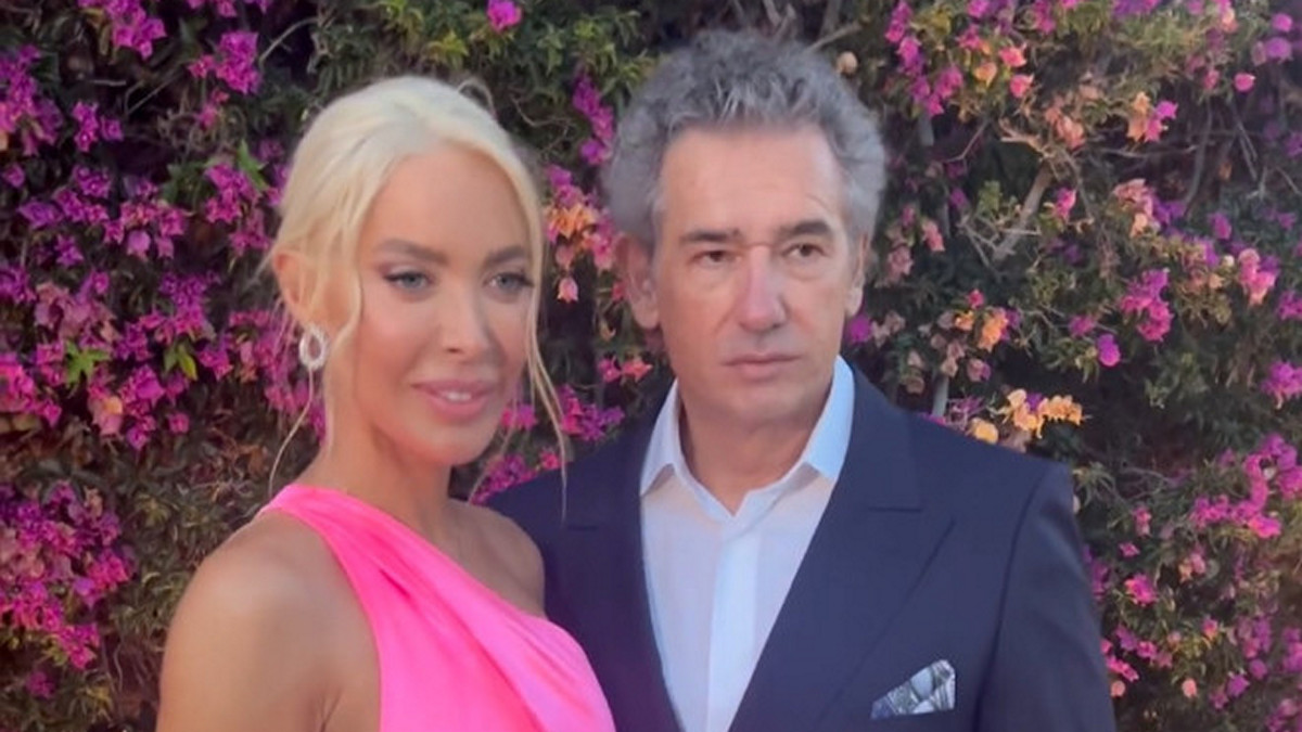 Αμαρυλλίς – Κώστας Ματσίκας: Βάπτισαν τον μονάκριβο γιο τους – ΒΙΝΤΕΟ & ΦΩΤΟ