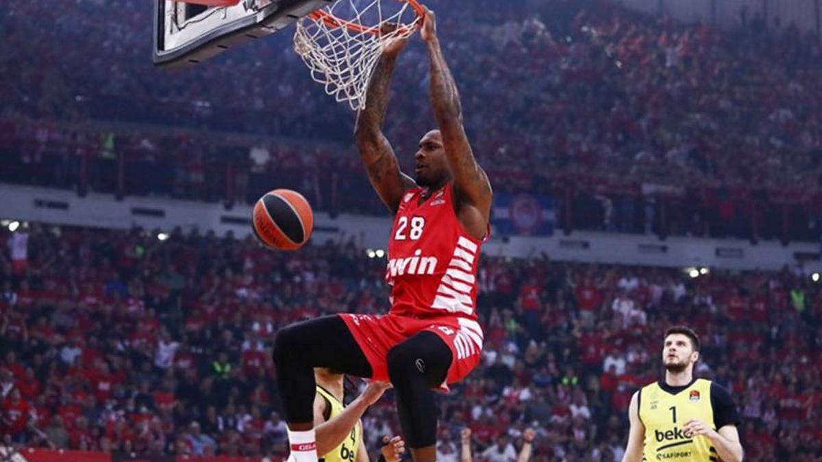 Αναντολού Εφές: Τα σερβικά ΜΜΕ στέλνουν τον Ταρίκ Μπλακ στους πρωταθλητές Τουρκίας