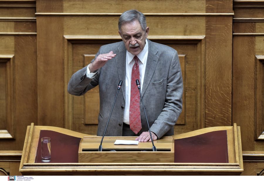 ΠΑΣΟΚ: Καταψηφίζει επί της αρχής το νομοσχέδιο για την ενίσχυση του εισοδήματος