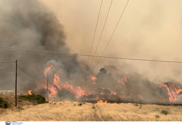 Φωτιά στην Ρόδο
