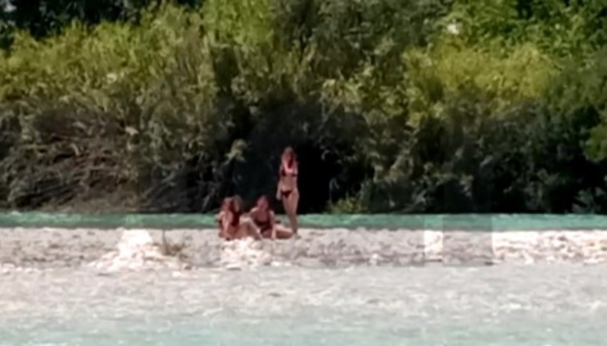 Άρτα: Φωτογραφίες- ντοκουμέντα των τεσσάρων κοριτσιών που παρασύρθηκαν από τα νερά στον ποταμό Άραχθο