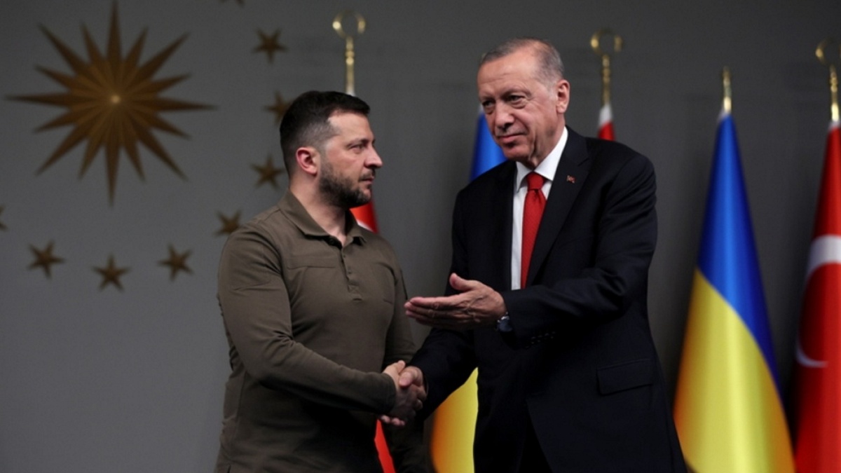 Ερντογάν: Η Ουκρανία «αξίζει» να ενταχθεί στο ΝΑΤΟ – Μόσχα και Κίεβο πρέπει να επιστρέψουν στις ειρηνευτικές συνομιλίες