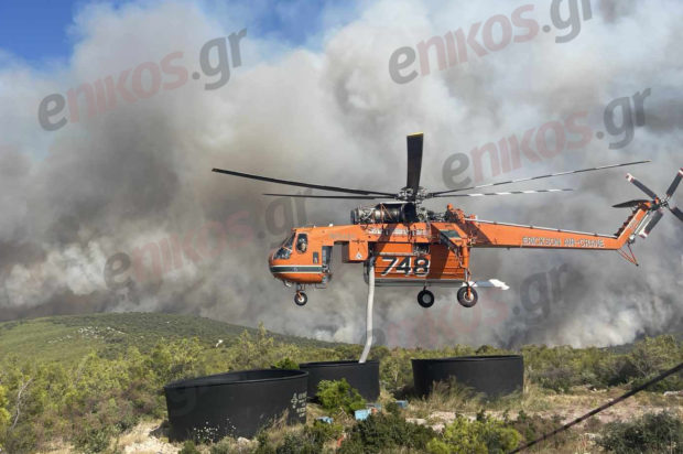 φωτιά Δερβενοχώρια Ελικόπτερο Erickson