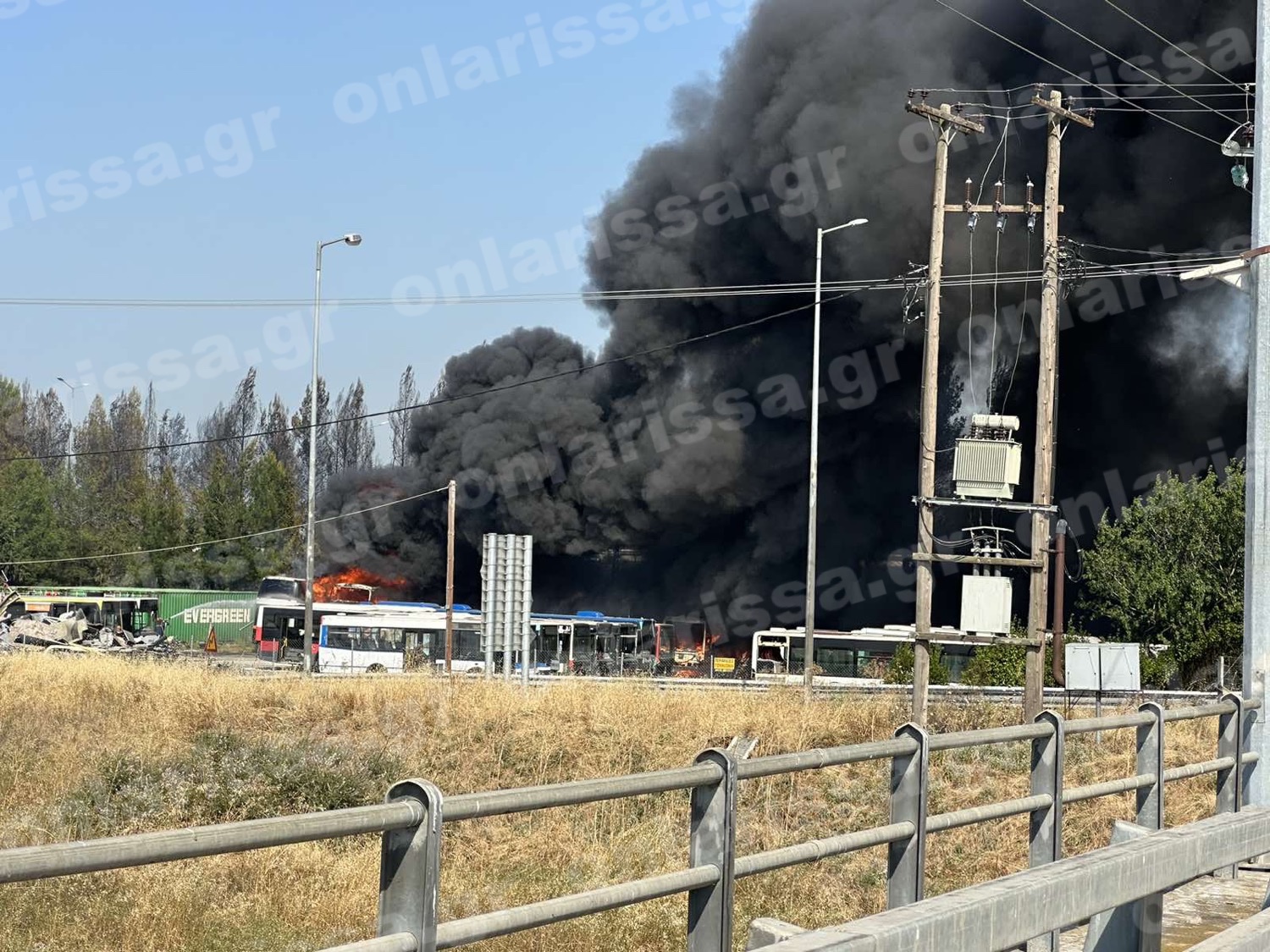 Φωτιά Λάρισα