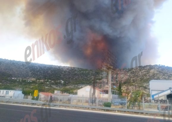 Φωτιά Λουτράκι