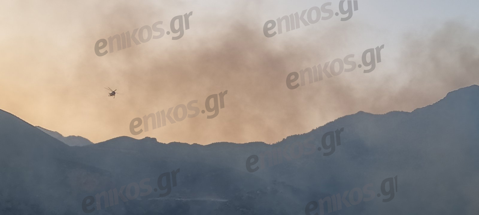 Φωτιά στον Πρόδρομο Βοιωτίας – Δύο ενεργά μέτωπα, εστάλη μήνυμα από το 112