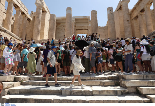 Καύσωνας Κλέων